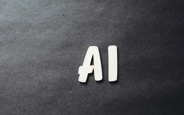 1/10 토막 난 토큰 비용? AI 모델 추론 속도 2배 올리는 최적화 치트키 unsplash_ViC0envGdTU